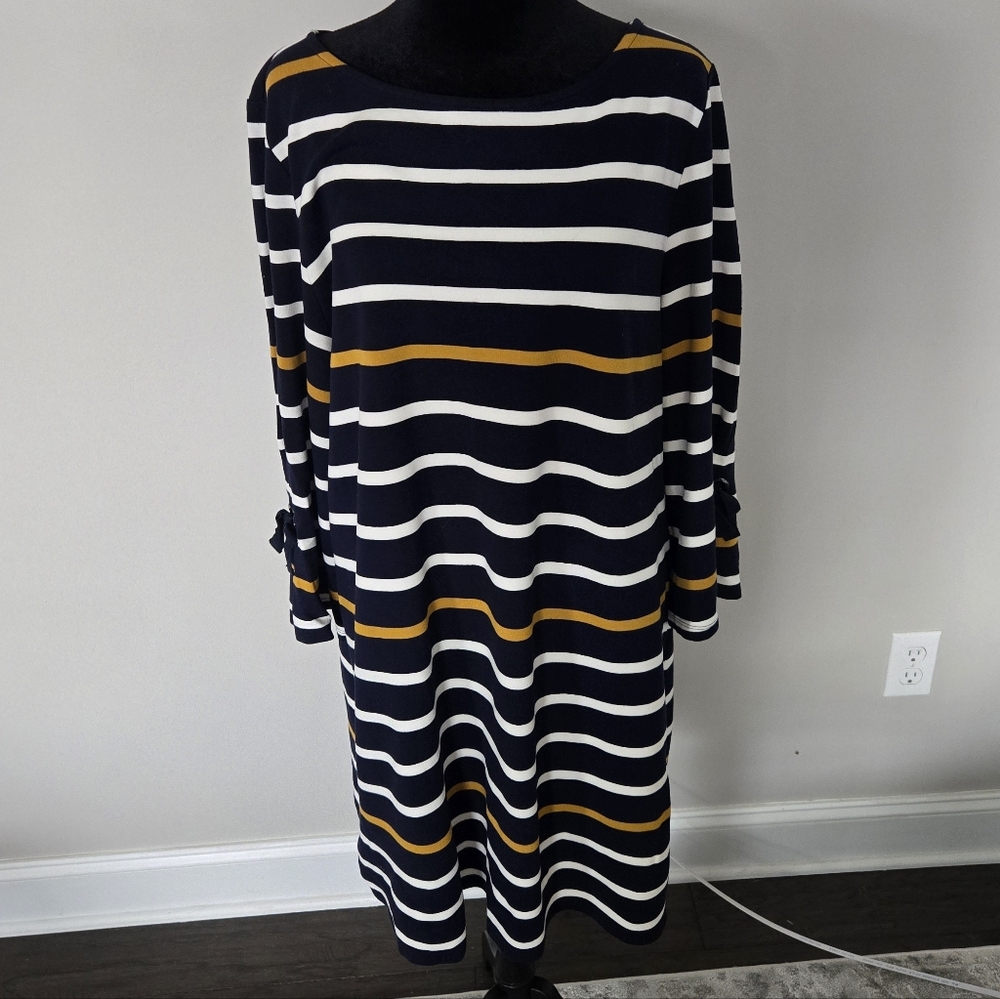 Ann Taylor navy striped dress